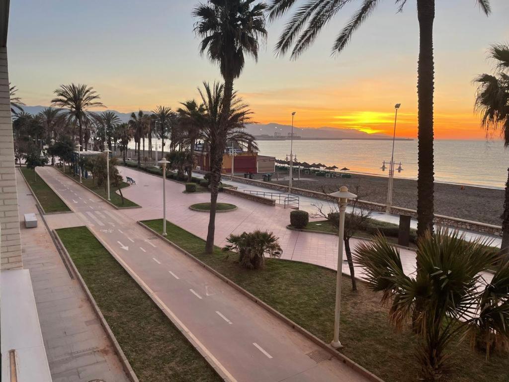 Malaga Paraiso Frente Al Mar Apartment Ngoại thất bức ảnh